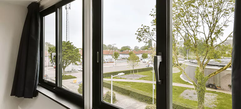 Aluminum End Vent Slider Windows in East Lake-Orient Park, FL